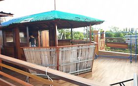 Casa De Madera The Wooden House